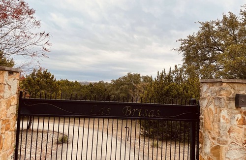 McNeil Casa | 7 Bedrooms 5 full bath & 2 1/2 Bath Lake Austin Estate