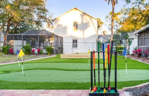 Port Tampa City Casa | 7 BR Heated Pool, Game Room, Theater, Sleeps 25