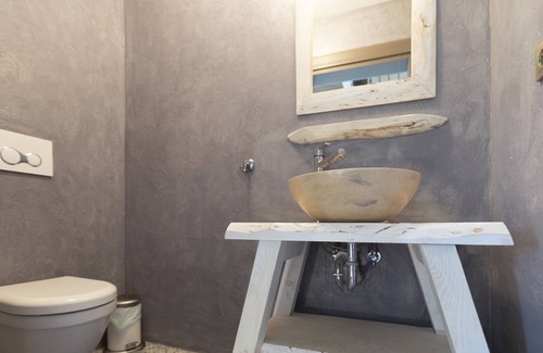 Cesme Villa | 6 BR, 9 Baths Stone Villa with Private Pool in Cesme