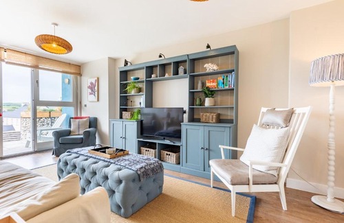 Newport Casa | 7 Feidr Eglwys - Newport