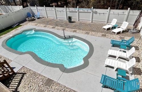 Long Beach Casa | 7 Happy Clams