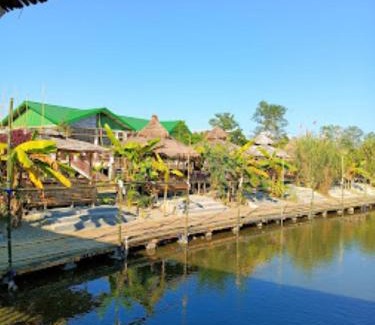 Tezu Complejo | 7 KM RESORT Manma