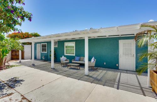 Midway City Casa | 7 Mi Huntington Beach Family Home with Patio!