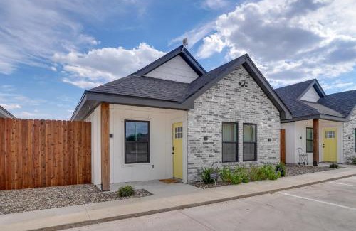 San Angelo Casa | 7 Mi to AFB Central and Modern San Angelo Home