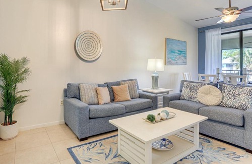 South Bradenton Apartamento | 7 Mi to Beach Condo with Pool Access in Bradenton!