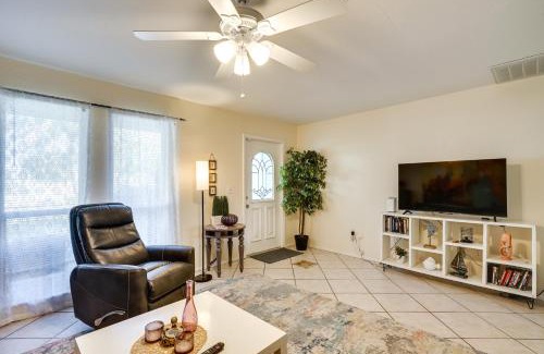 Cape Coral Casa | 7 Mi to Beaches Pet-Friendly Cape Coral Home