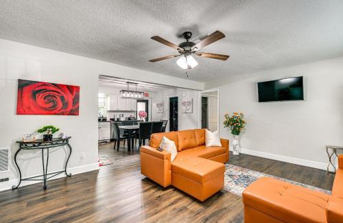 Bearss Plaza Casa | 7 Mi to Busch Gardens Lutz Home with Patio!