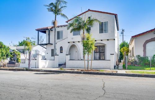 East Los Angeles Apartamento | 7 Mi to Downtown East Los Angeles Apartment