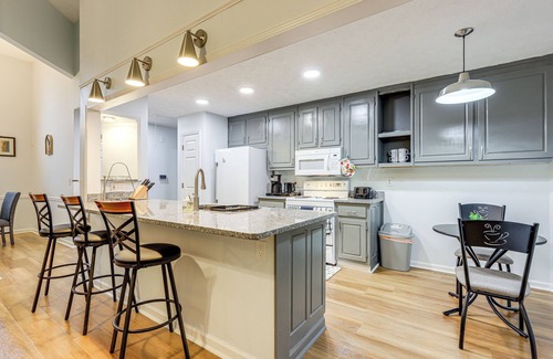 Covington Casa | 7 Mi to Dtwn Covington: Bright Home w/ Deck & Yard