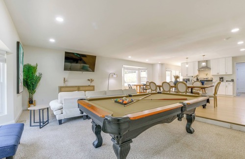 Durham Cabaña | 7 Mi to Dtwn Durham: Home w/ Hot Tub & Game Room!