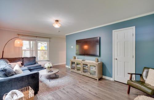 North Raleigh Casa | 7 Mi to Dtwn Raleigh BBQ-Ready Townhome!