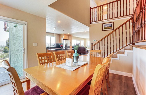 East San Jose Casa | 7 Mi to Dtwn San Jose: City-View Family Getaway