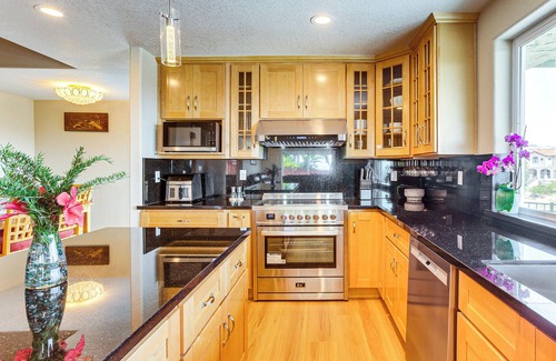 East San Jose Casa | 7 Mi to Dtwn San Jose: City-View Family Getaway