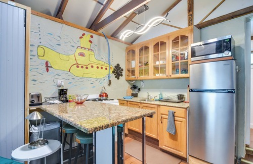 Sun Bay South Apartamento | 7 Mi to Dtwn: Studio w/ Screened Porch in Tampa