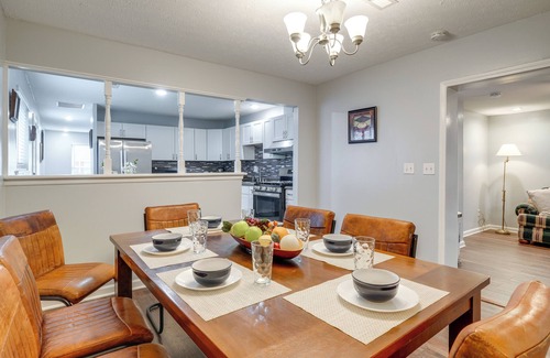 Jeffersonville Casa | 7 Mi to Louisville: Family-Friendly Jefferson Home