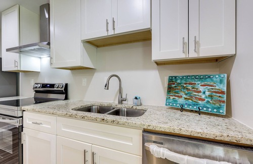 Fayetteville Apartamento | 7 Mi to Trilith Studios: Atlanta Area Business Hub