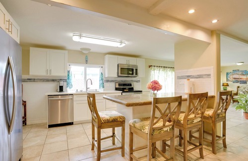 Kalihi Valley Casa | ¡NUEVO! Renovado Honolulu Condo - 6 Mi a Waikiki!