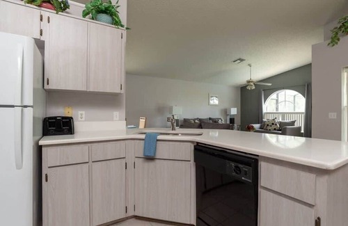Lindfields Casa | 7 miles to Disney | 3bd | Pool