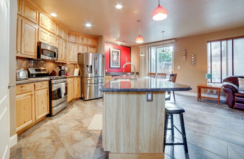 Northwest Reno Casa | 7 Miles to Downtown Reno w/ Hot Tub: Cozy Getaway
