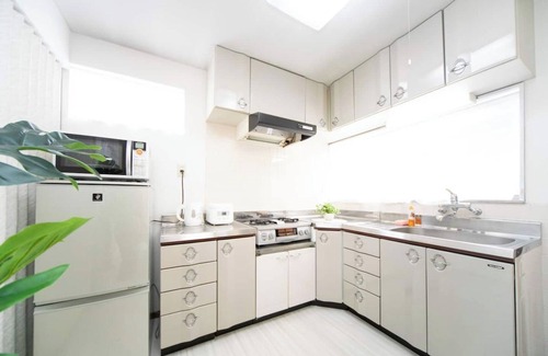 Yokkaichi Casa | 7 minutes walk from Kintetsu Yokkaichi Station Accommodates 6 people Rent a house in the center of / Yokkaichi Mie