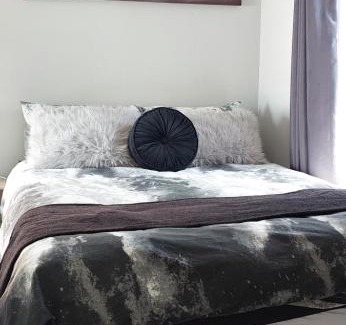 Port Elizabeth Apartamento | 7 on Gladys
