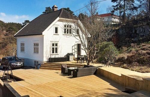 Hovag Casa | 7 person holiday home in Høvåg