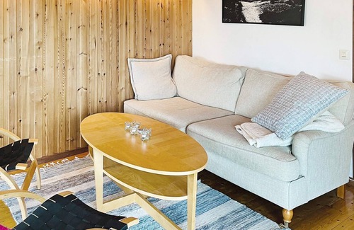 Ellos Casa | 7 person holiday home in ELLÖS