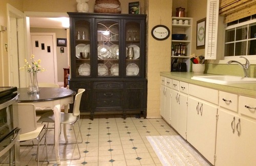 Weaverville Casa | Cottage en Rabbit Hollow En 7 Minutos acres privados de Asheville NC Mascotas / Wifi