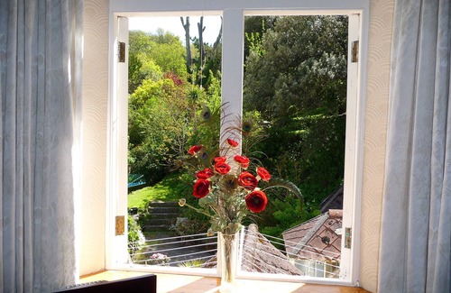 Portreath Apartamento | a7 ~ A corta distancia de Portreath Beach ~ Pubs y tiendas ~ FAB POOL + HOTUB + JARDIN + BBQ + WIFI