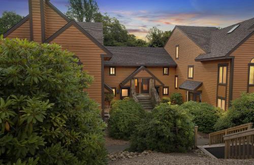 Seven Springs Apartamento | 7 Springs Ski & Mountain Adventure Condo condo