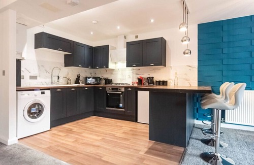 Newark Apartamento | *NEW* Newly Renovated 3 Bedroom, Character property in Newark