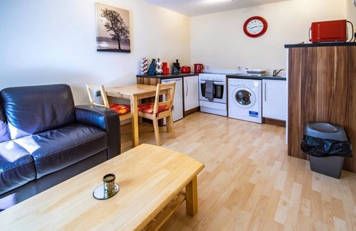 Forres Apartamento | 7 Varis Apartments