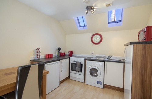 Forres Apartamento | 7 Varis Apartments