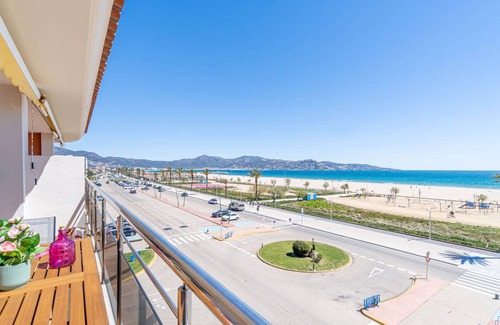 Empuriabrava Apartamento | 70 m² Apartamento ∙ 2 habitaciones ∙ 6 huéspedes