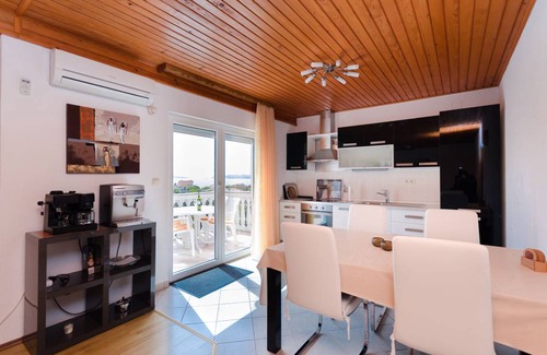 Povile Apartamento | 70 m² Apartamento ∙ 2 habitaciones ∙ 5 huéspedes