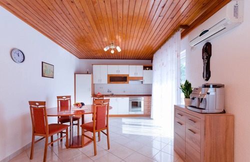 Povile Apartamento | 70 m² Apartamento ∙ 2 habitaciones ∙ 5 huéspedes