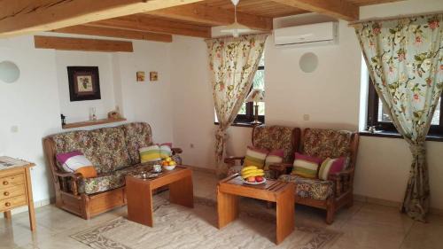 Porec Apartamento | 70 m2 Ferienwohnung Jurići in Steinhaus unweit von Poreč