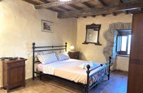Artena Apartamento | 70 MQ La casa nella roccia -Free Parking and Free WI-FI