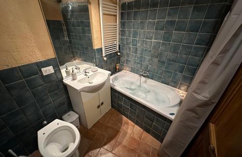 Artena Apartamento | 70 MQ La casa nella roccia -Free Parking and Free WI-FI