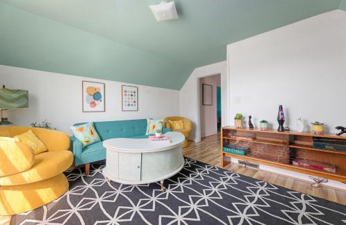 Traverse City Apartamento | 70's Vibe Beach Downtown AC Nightlife