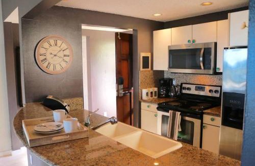 Oyster Pond Apartamento | 702 w/a view at Princess Heights