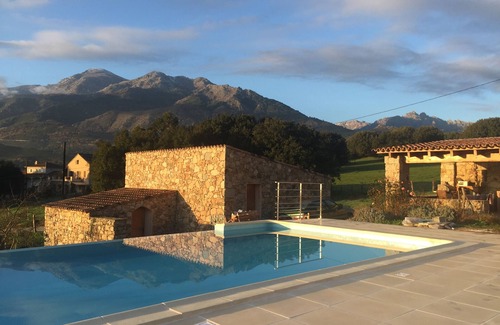 Corte Casa | Apartamento de 70m2 en la primera planta de una villa