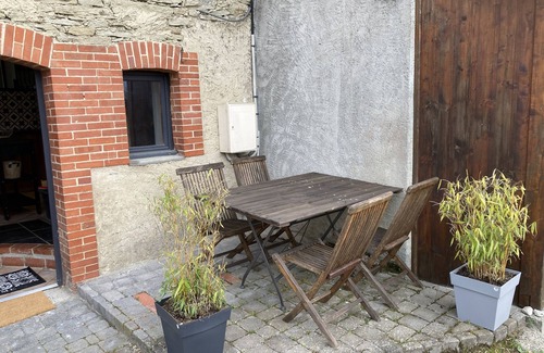 Seyssel Casa | 70m2 stone house in hamlet near seyssel