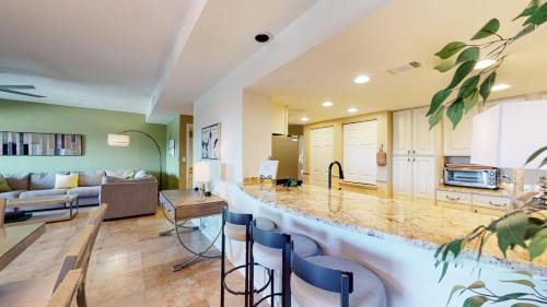 Shelter Cove Villa | 7169 Harbourside II