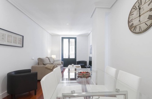Malasaña Apartamento | 72 m² Apartamento ∙ 1 habitación ∙ 4 huéspedes