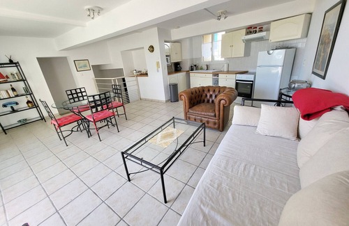 Audierne Apartamento | 722-Duplex, large terrace, sea view, 100m from the beach