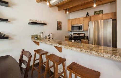 Historic Downtown Durango Casa | 725 E College Unit 8