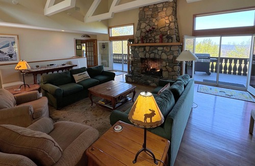 Franconia Casa | 72WT Cannon Mountain Family retreat with big views and tons of space!