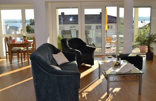 Unteruhldingen Apartamento | 73 m² Apartamento ∙ 1 habitación ∙ 4 huéspedes