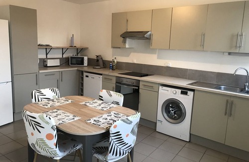 Courrieres Cabina | Casa dúplex de 73 m2 amueblada 2 camas / 2-5 personas / triángulo Lente Lille Arras